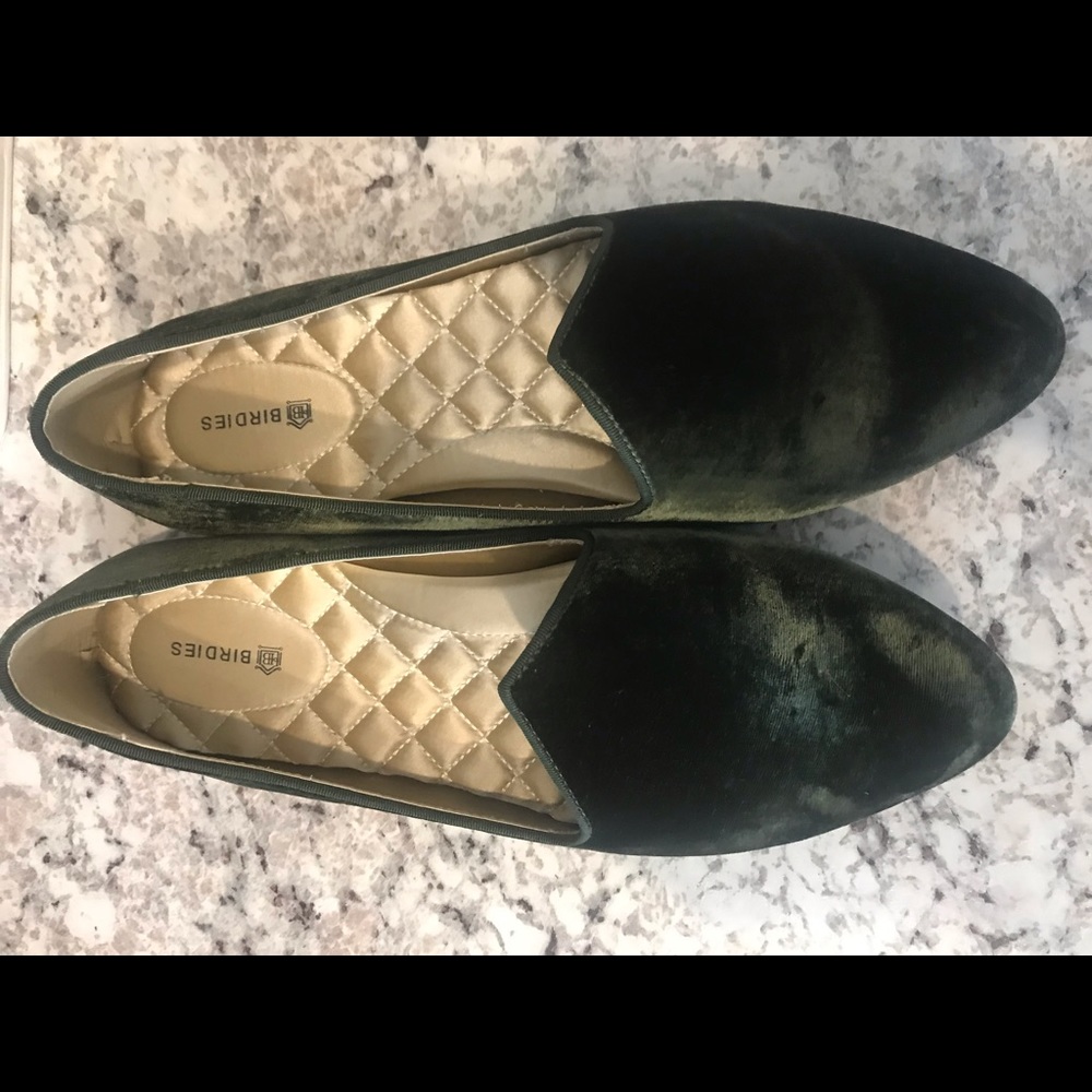 Birdies olive slippers size 9